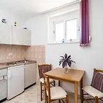 Apartman For 3 People *