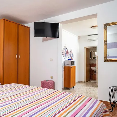 For 3 People Apartment *