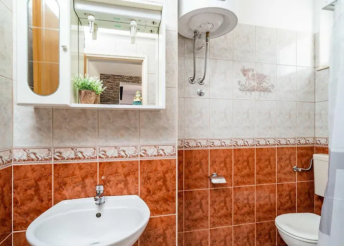 아파트 For 3 People 룸바르다